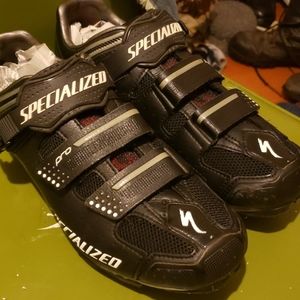 Specialized body geometry cycling shoes